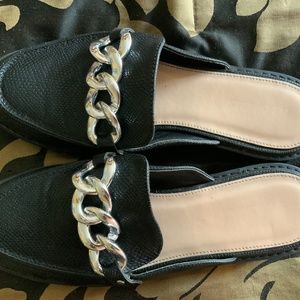 8 1/2 Slip ons